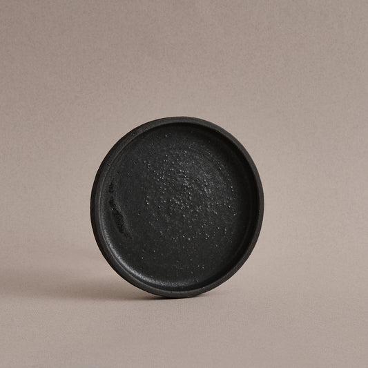Black stoneware plate